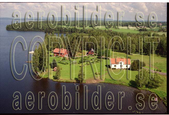 FFF 98-8905, #13. FFF 98-8905_0013 (Uppges vid kontakt med Svenska Aero-Bilder AB)